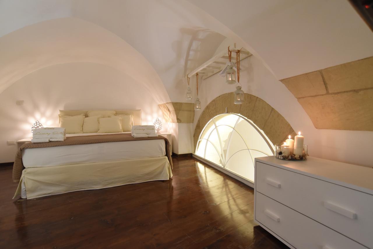 Cadelli Luxury Suite & Apartments Lecce Exterior foto